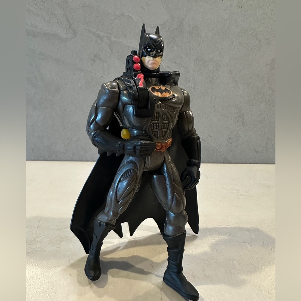 Batman Forever "Sonar Sensor Batman" Action Figure 1995 Kenner With CAPE  5”